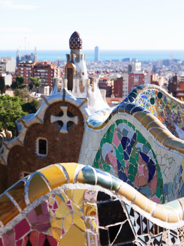 Detalle de uno de los mosaicos del Parc Güell, en Barcelona